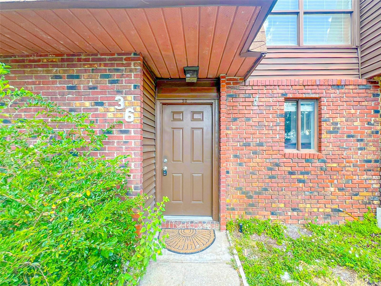 Don't miss your chance to call this stunning townhouse at 1836 N Crystal Lake Dr #36 in Lakeland your new home! This beautifully updated 2-bedroom, 1.5-bathroom property offers 1,158 sq. ft. of living space with breathtaking water views that can be enjoyed from both your living room and bedroom.
The home features newer appliances, modern light fixtures, and stylish window treatments throughout. Enjoy the convenience of having a washer and dryer in-unit. With access to a dock, swimming pools, and tennis courts, you’ll experience the perfect blend of relaxation and recreation. Plus, you'll have one assigned parking spot, with additional guest parking available.
*RESIDENT BENEFIT PACKAGE* Every resident is automatically enrolled in our Resident Benefits Package. This package offers a range of exclusive services including HVAC air filter delivery (where applicable), credit building to enhance your credit score through on-time rent payments, $1M Identity Protection, utility concierge service to simplify your utility connections when moving in, our top-tier resident rewards program, pest control services, renter's insurance, and more! All this for just an additional $50.00 monthly.
This bright, cozy townhouse is ideal for those seeking both comfort and a serene lifestyle. Stay tuned for more details—this gem won’t last long!