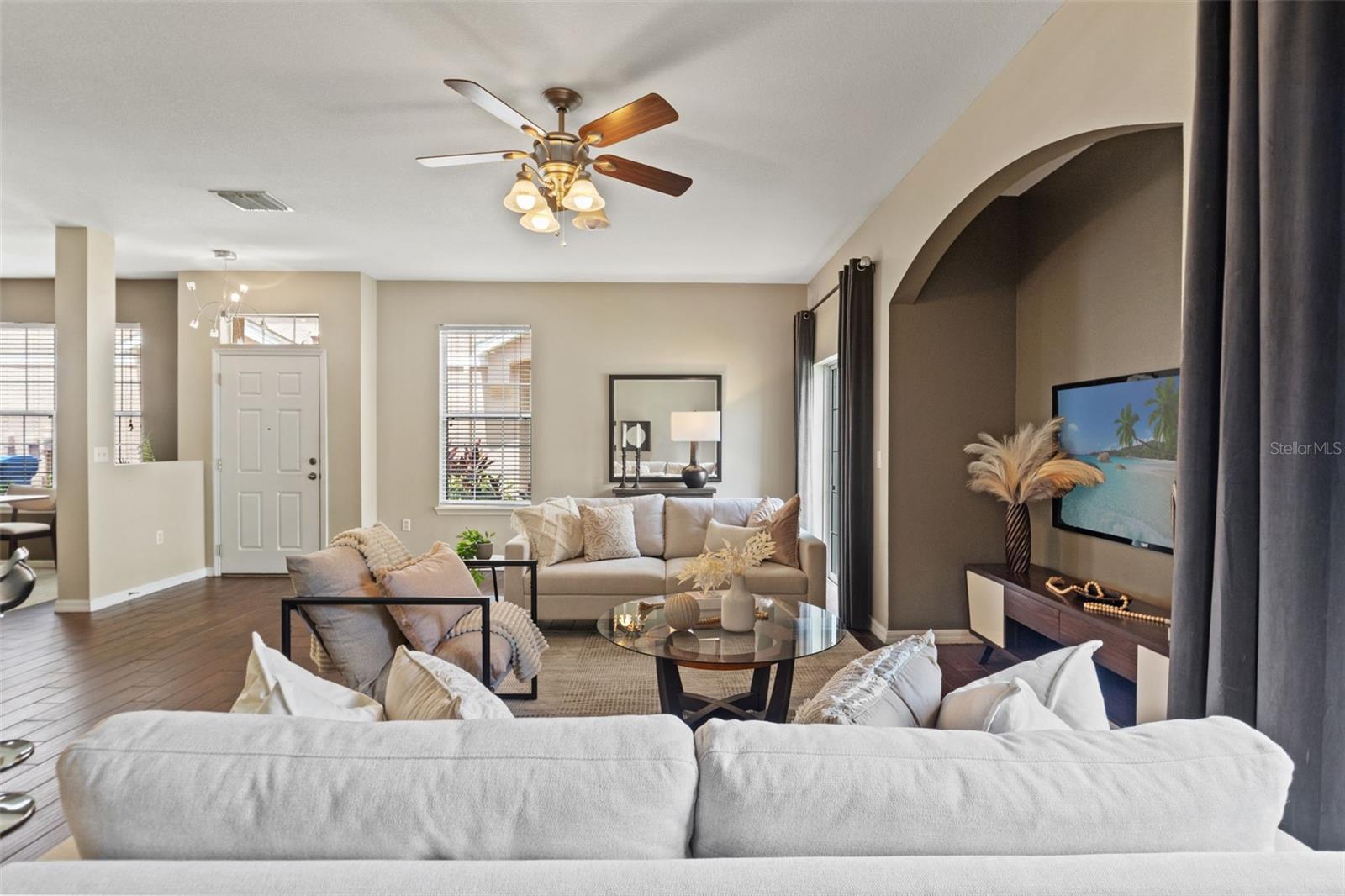 BAY BREEZE COVE - Residential