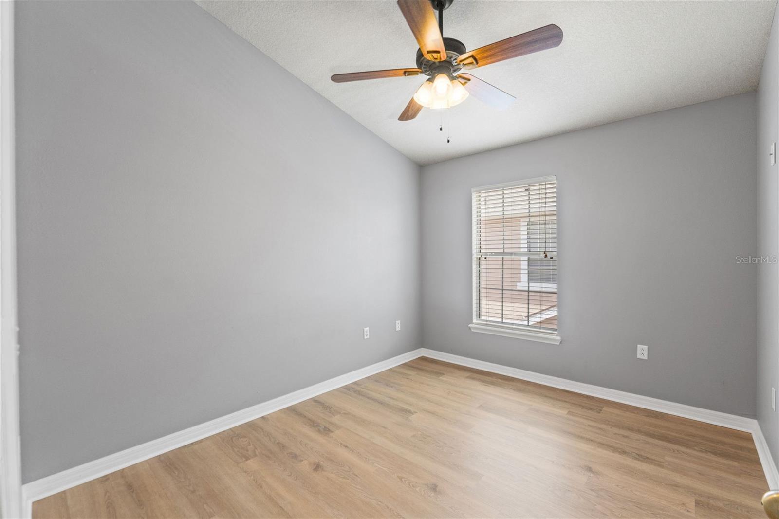 BAY BREEZE COVE - Residential