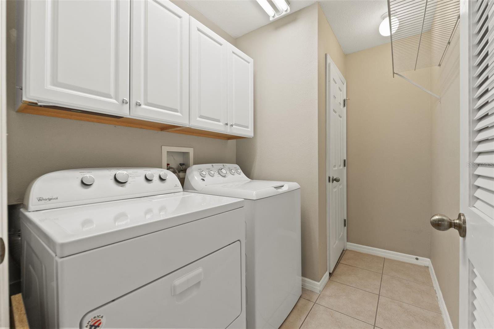 BAY BREEZE COVE - Residential