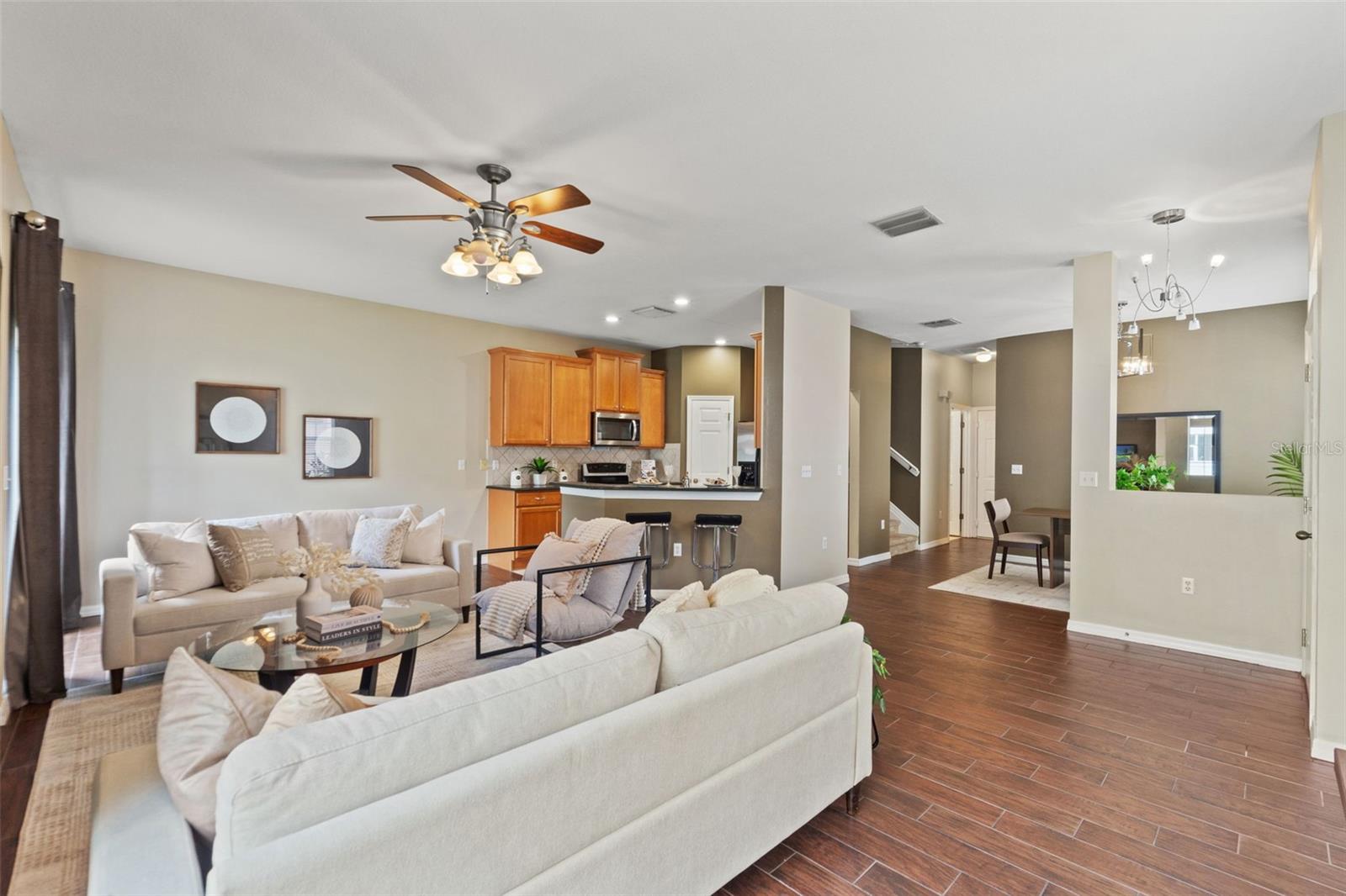 BAY BREEZE COVE - Residential