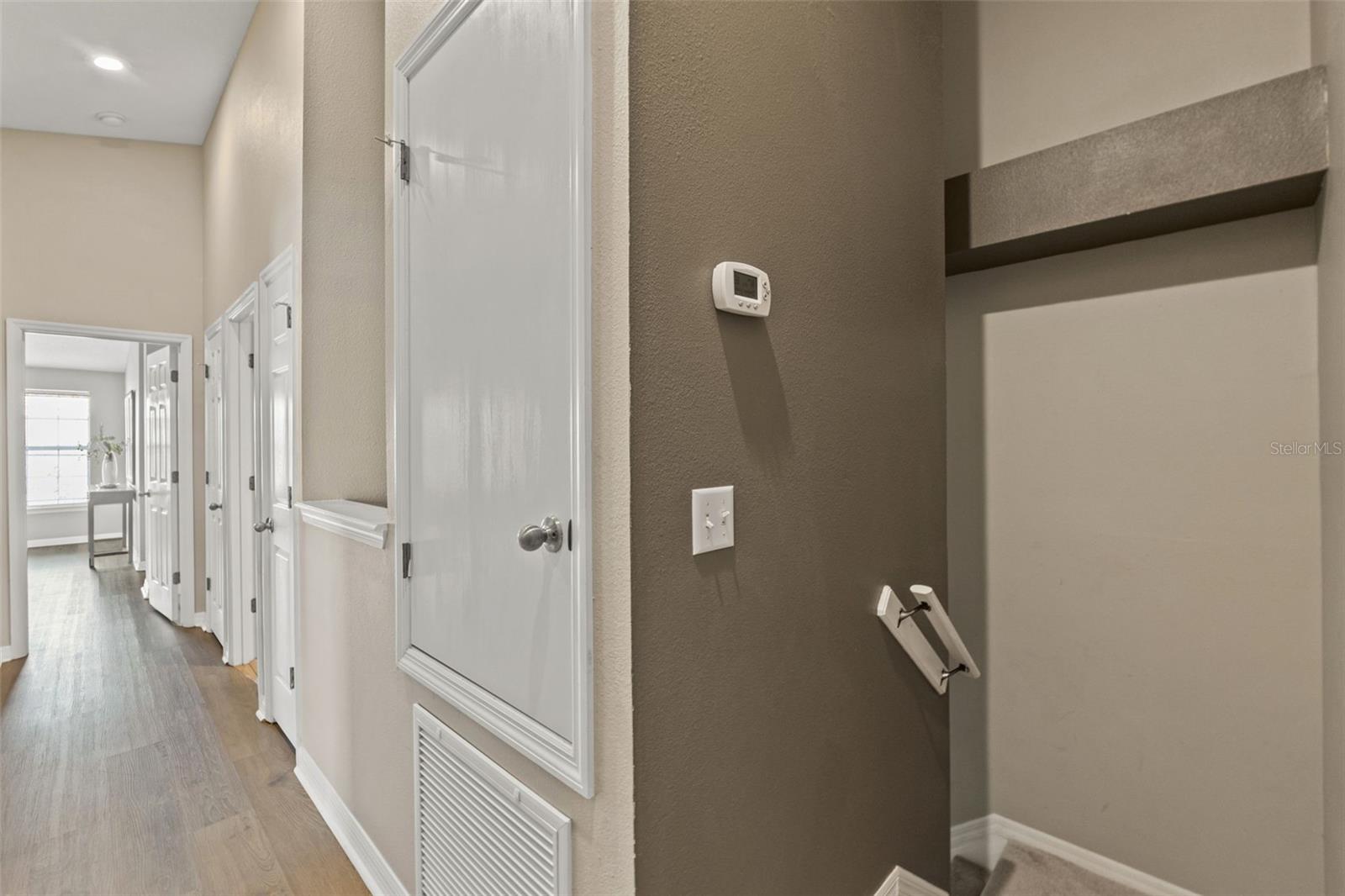 BAY BREEZE COVE - Residential