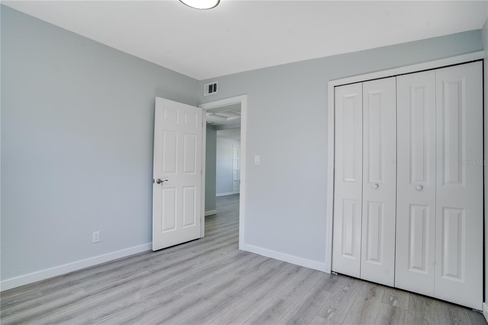 BAY BREEZE - Residential