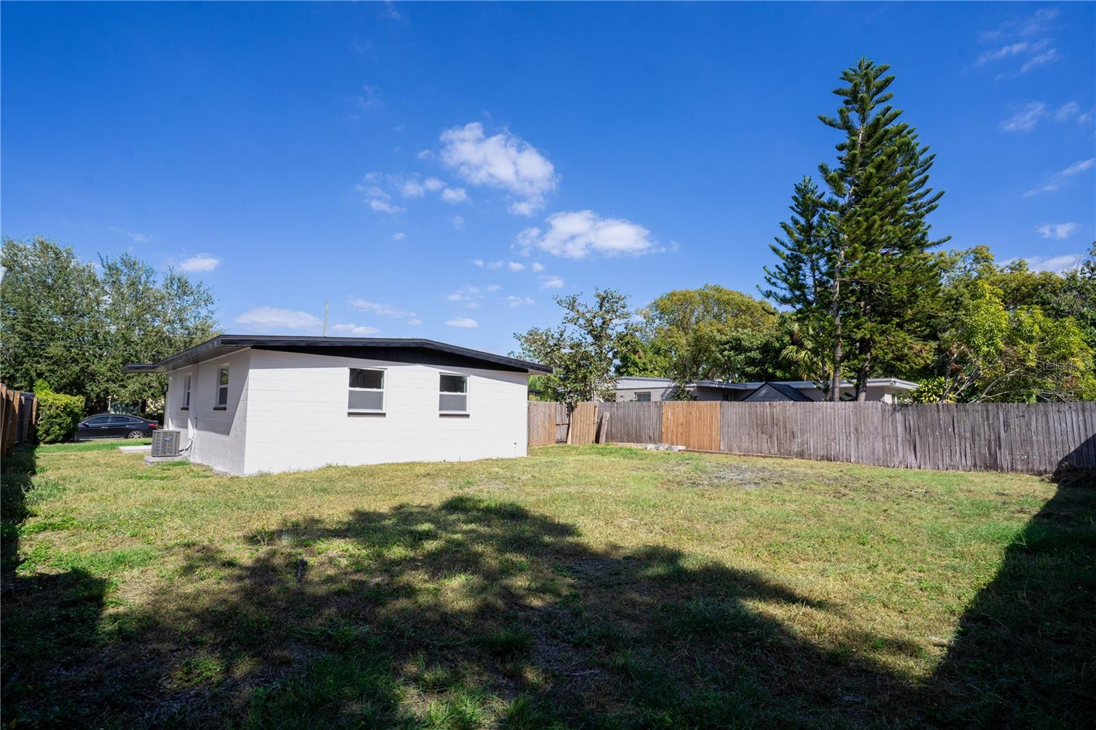 BAY BREEZE - Residential