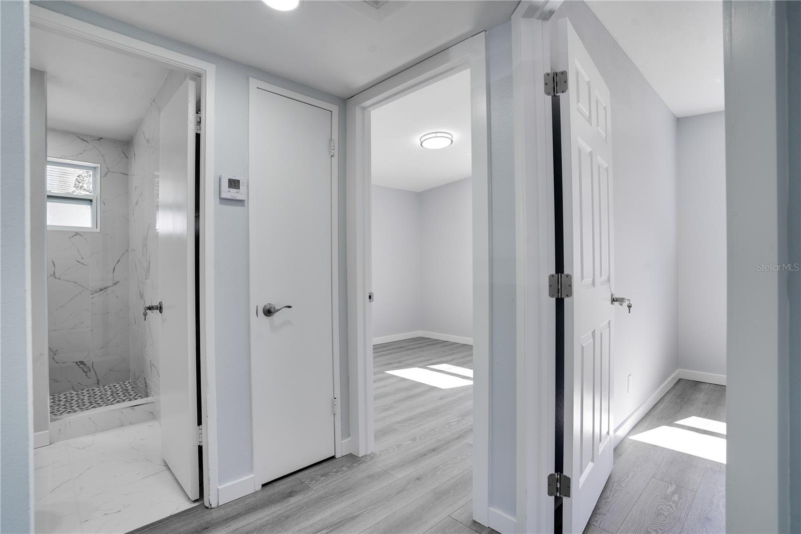 BAY BREEZE - Residential