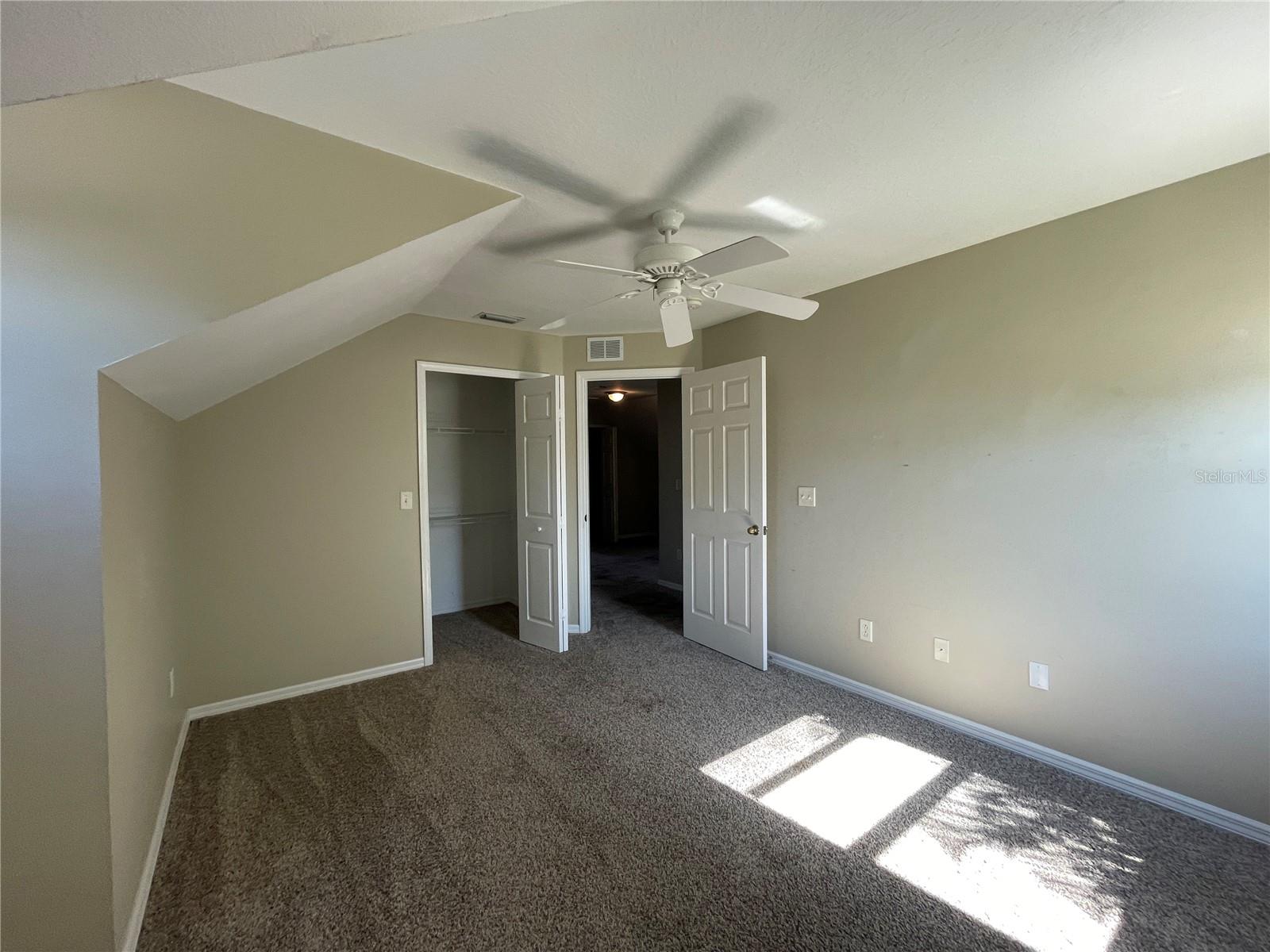 6622 SUMMER COVE DRIVE