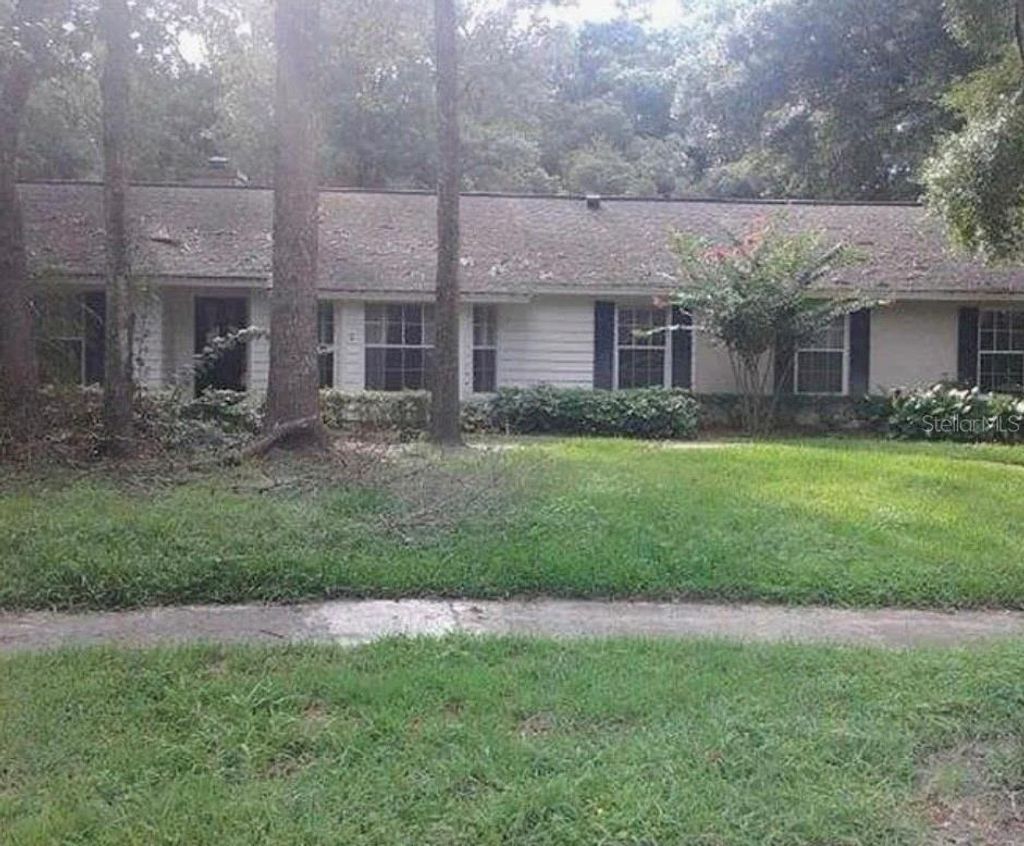 Photo of 1801 Bent Oak Court, Apopka, FL 32712 (MLS # O6350040)