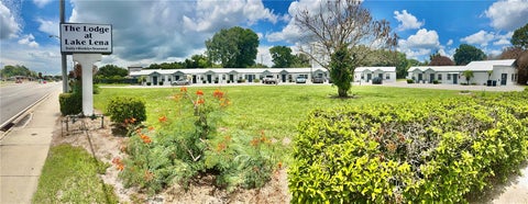 Photo of 1702 Us Highway 92 W, Auburndale, FL 33823 (MLS # L4963226)