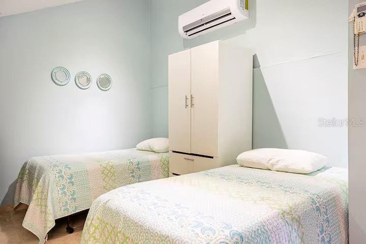 BEACH VILLAGE - Residential