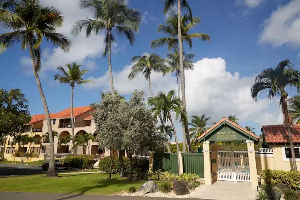 BEACH VILLAGE - Residential