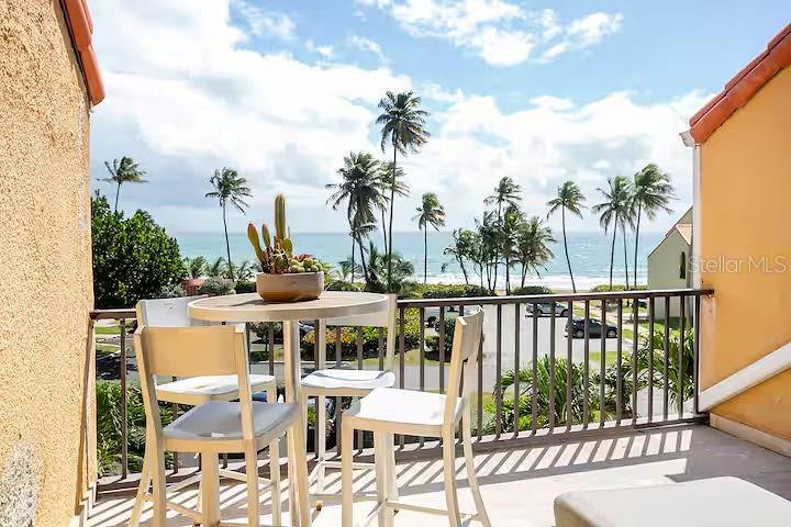 BEACH VILLAGE - Residential