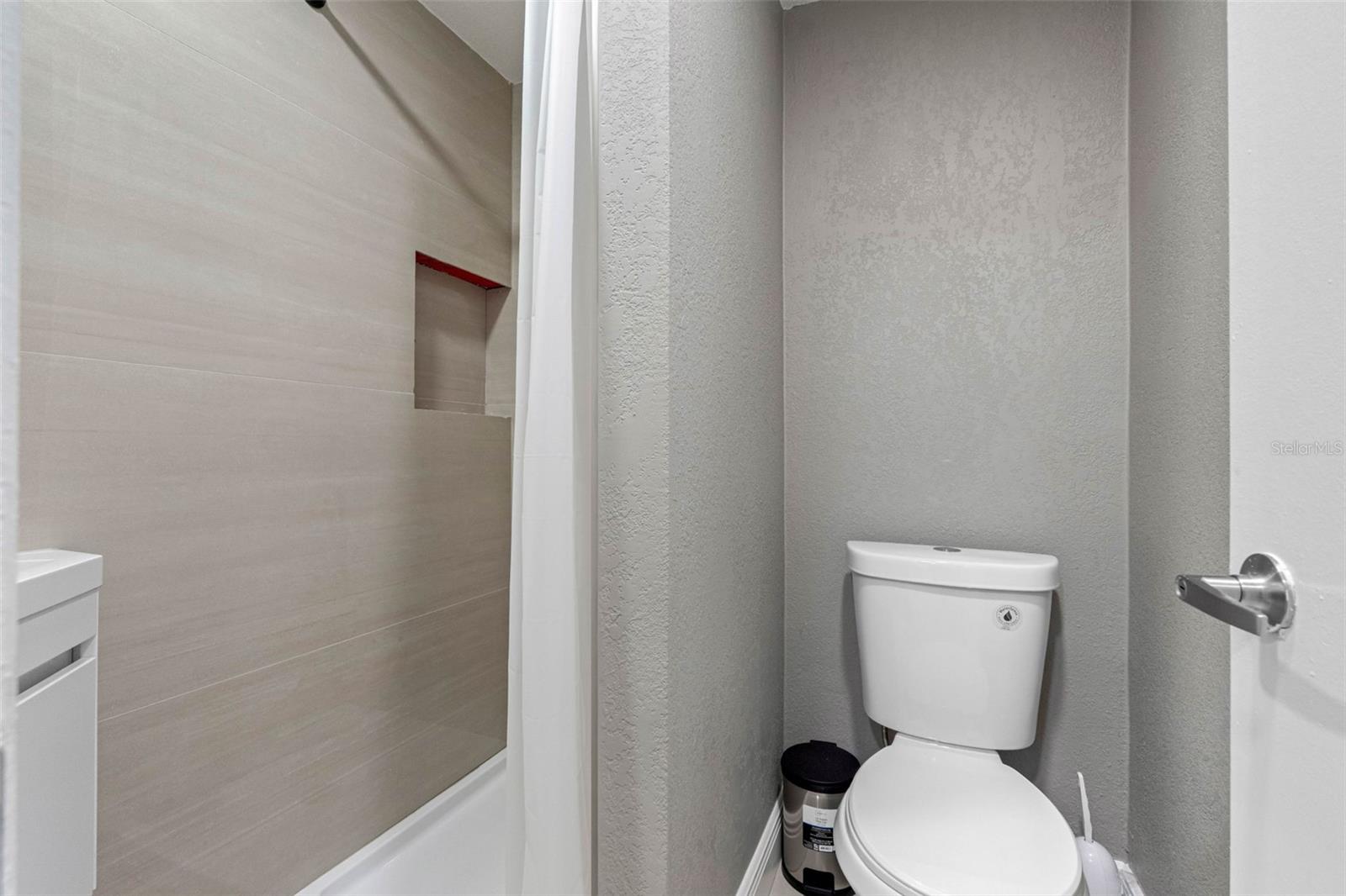 TIMBERLANE SUB UNIT 2 - Residential