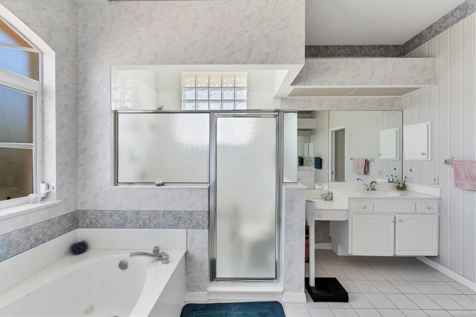 CAPE HAZE - Residential