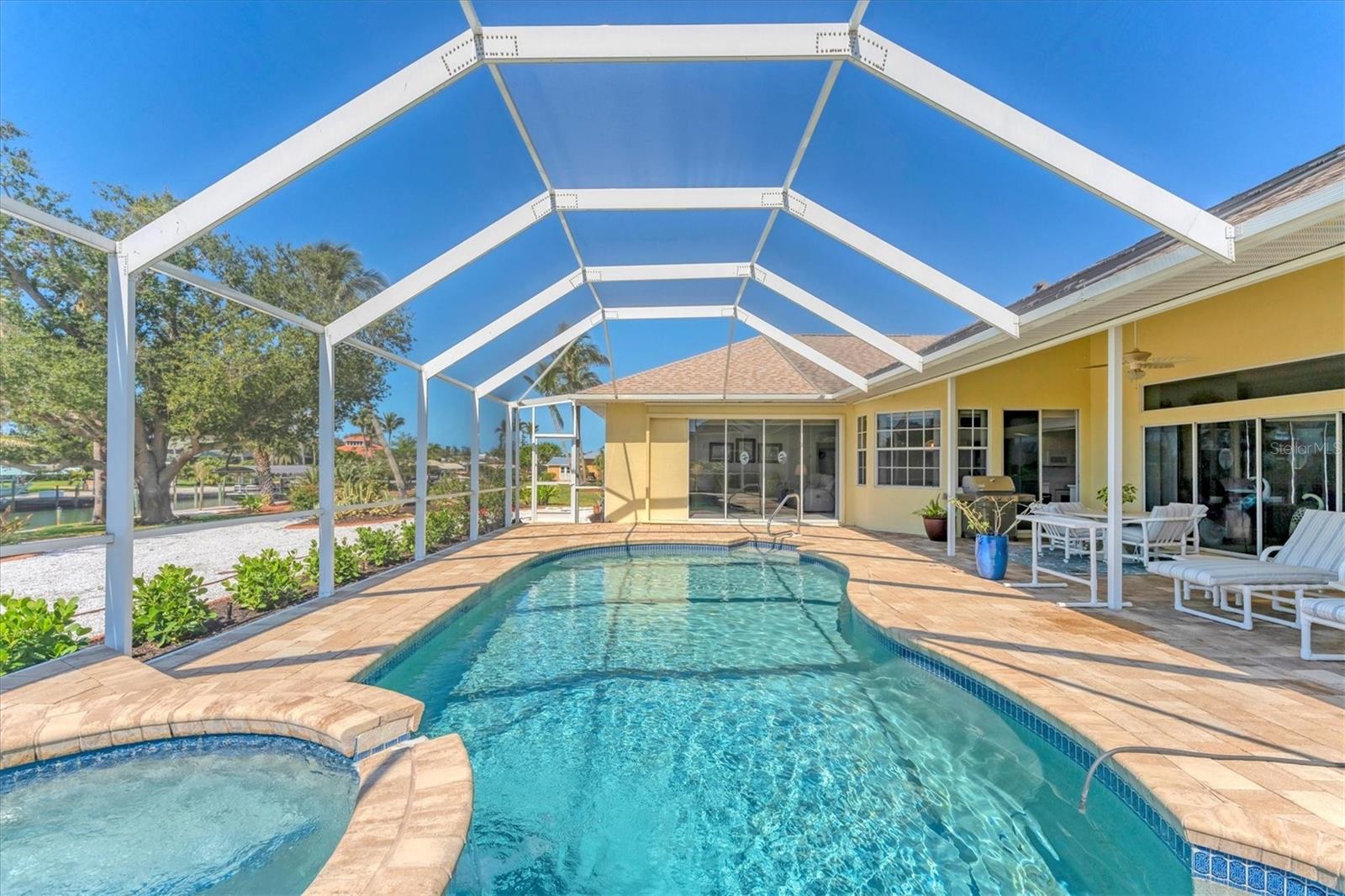 CAPE HAZE - Residential