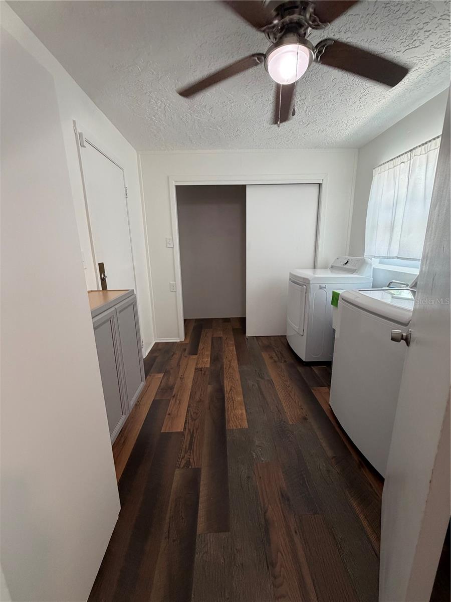 BEVERLY HILLS UNIT 06 - Residential