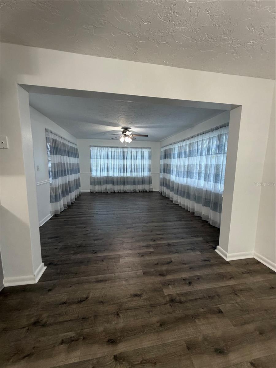 BEVERLY HILLS UNIT 06 - Residential