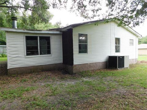 A home in SUMMERFIELD