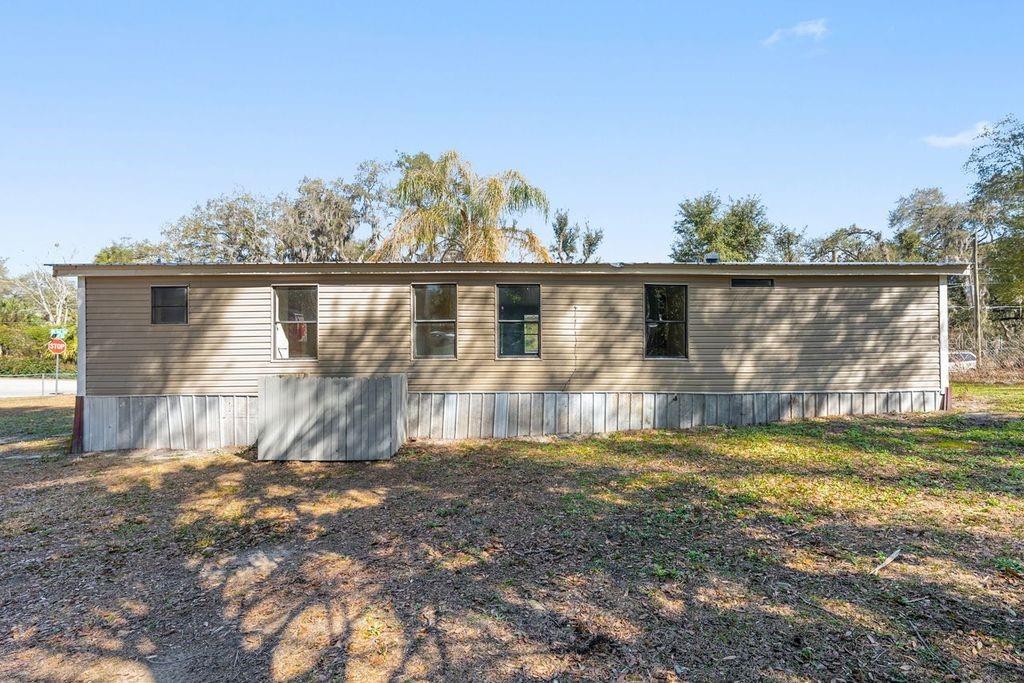 WOODS & LAKES - Residential