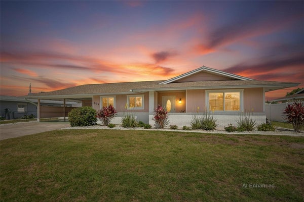 809 OAKMONT AVE, SUN CITY CENTER, FL 33573 - Image dfa62a2895e14bc5893cbd7a376b03b4/2331489406