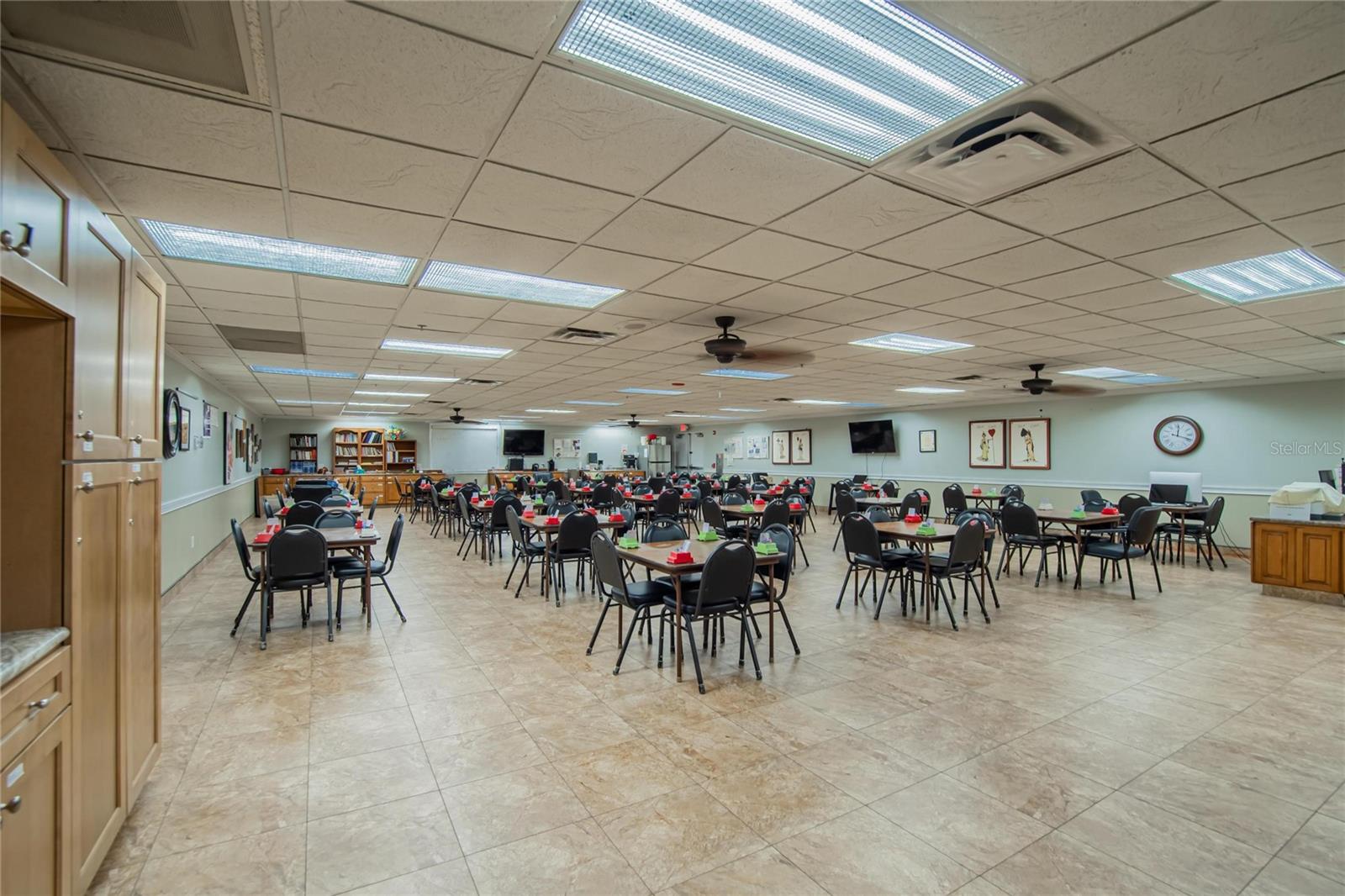 DEL WEBBS SUN CITY FLORIDA UN - Residential