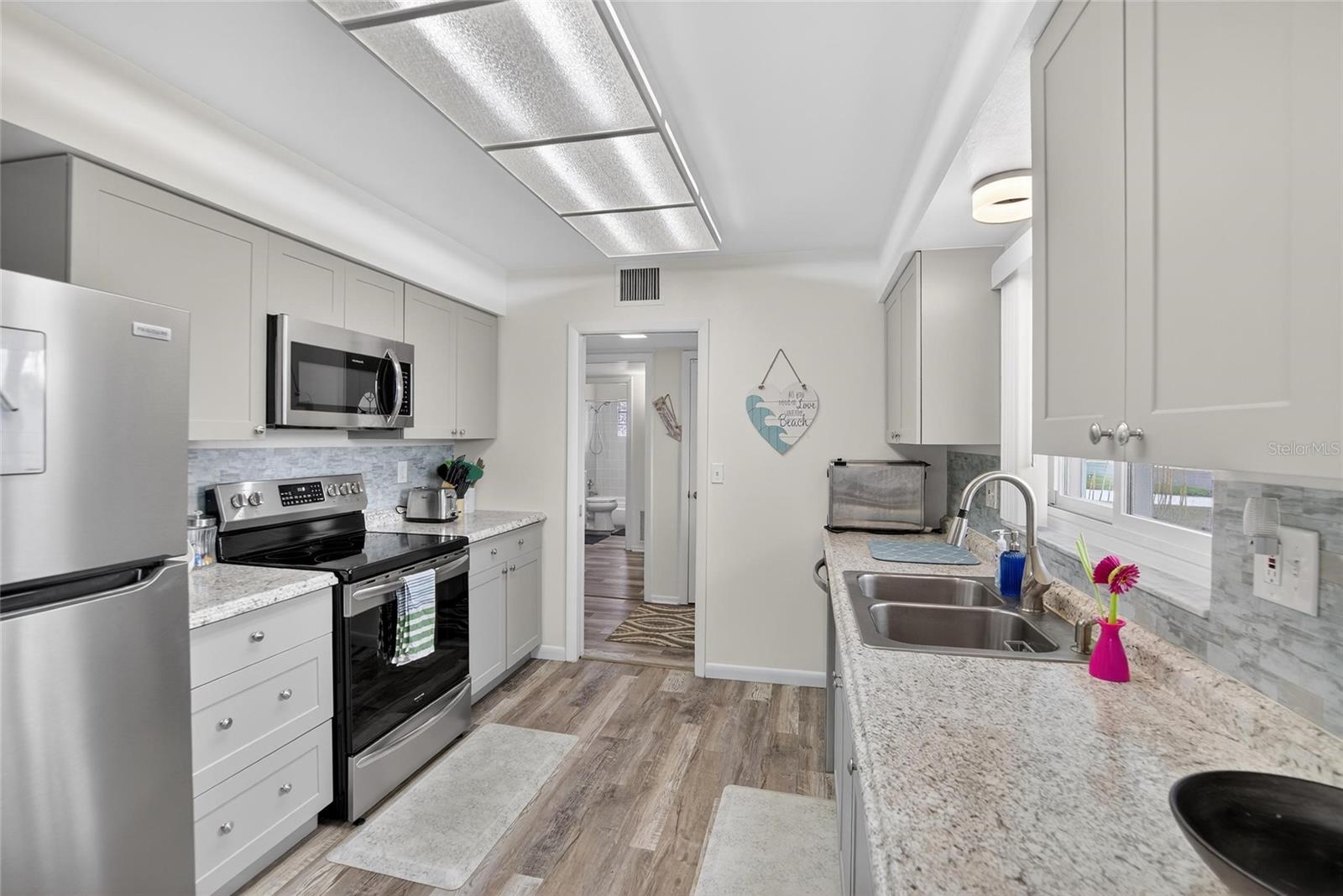 DEL WEBBS SUN CITY FLORIDA UN - Residential