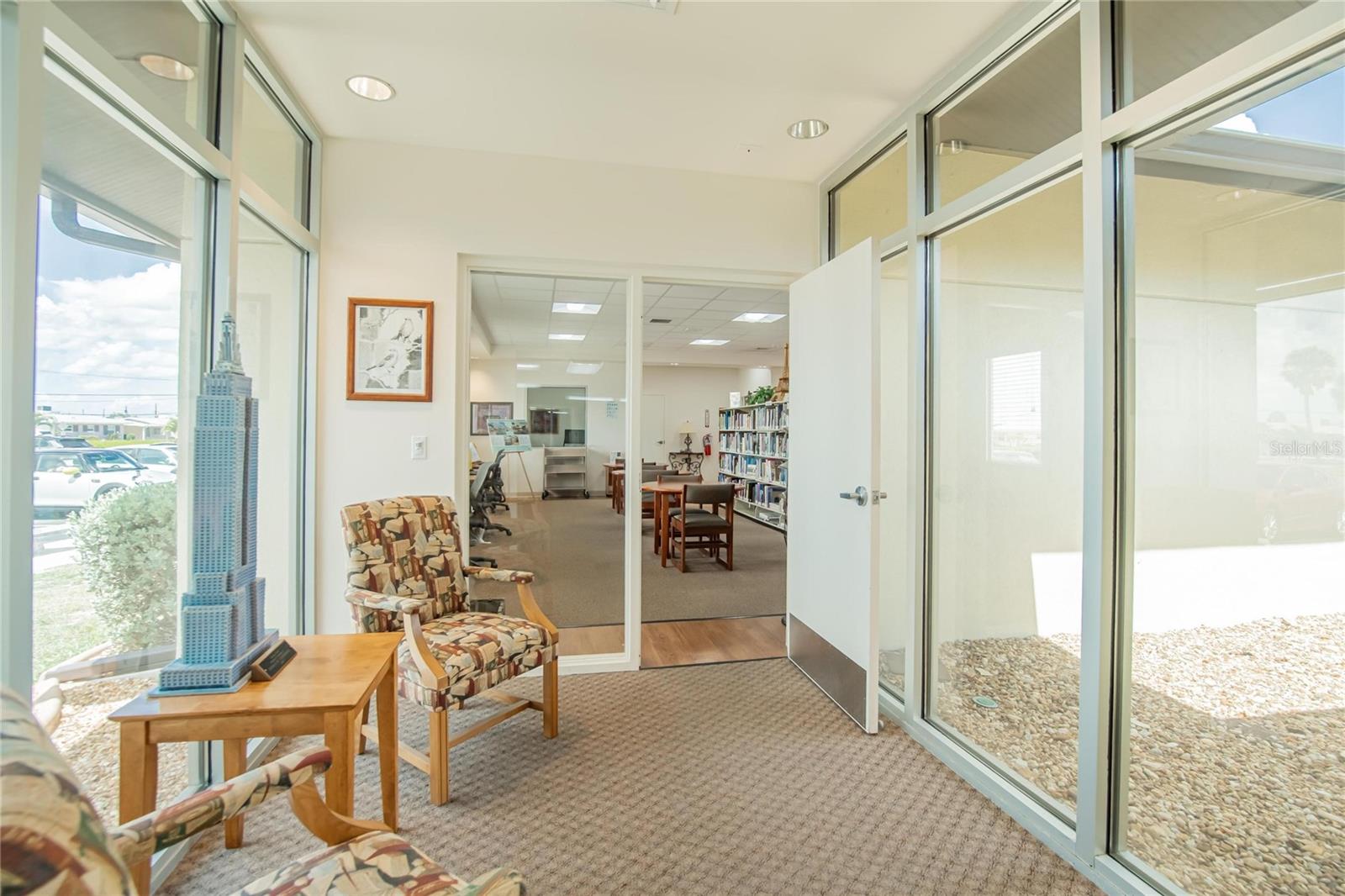 DEL WEBBS SUN CITY FLORIDA UN - Residential