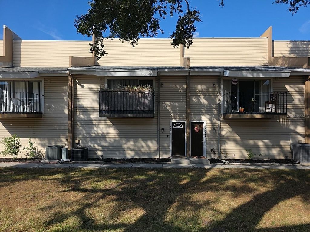 Photo of 5451 Sweetwater Terrace Circle, Tampa, FL 33634 (MLS # TB8452121)