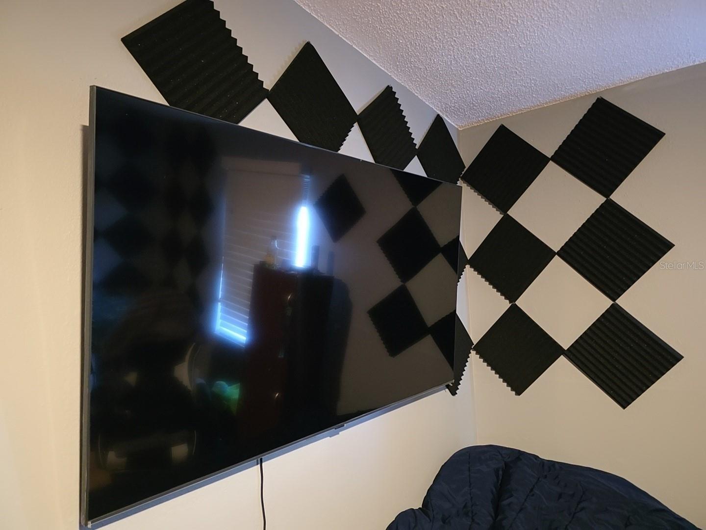 SWEETWATER TWNHM CONDO PH1 - Residential