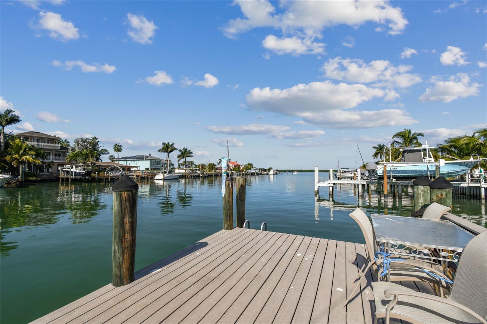 CAPRI ISLE - Residential