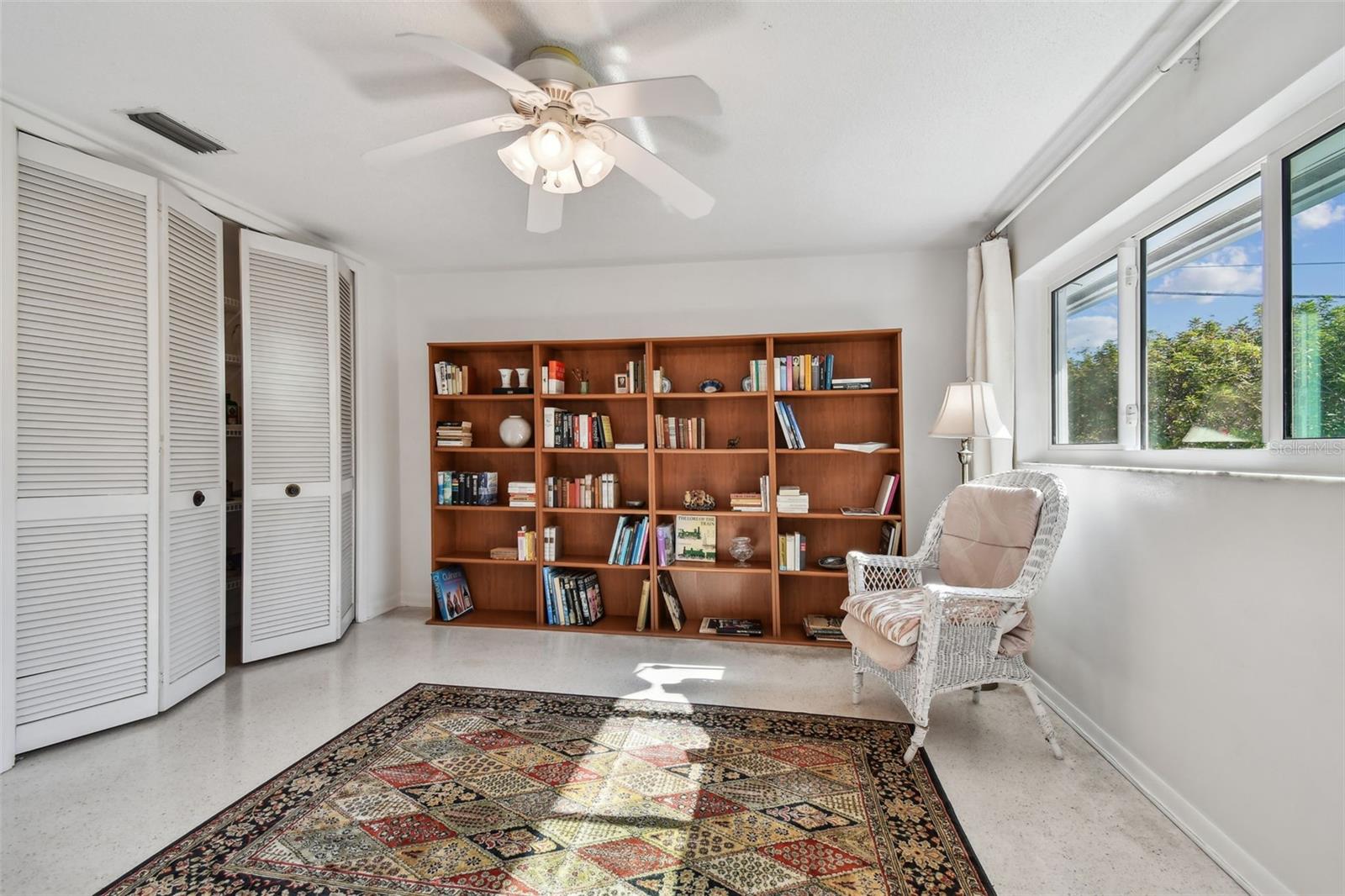 CAPRI ISLE - Residential