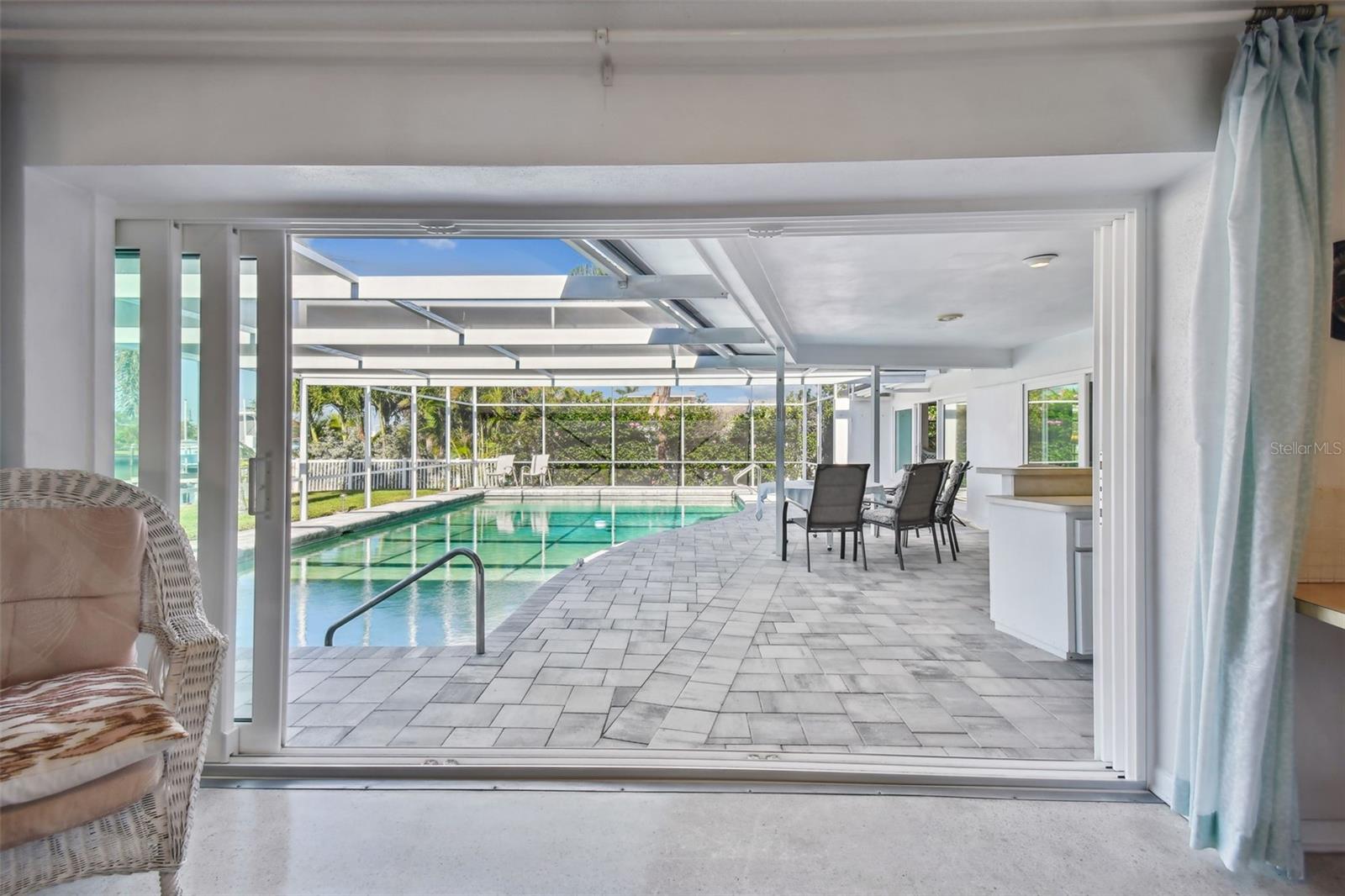 CAPRI ISLE - Residential