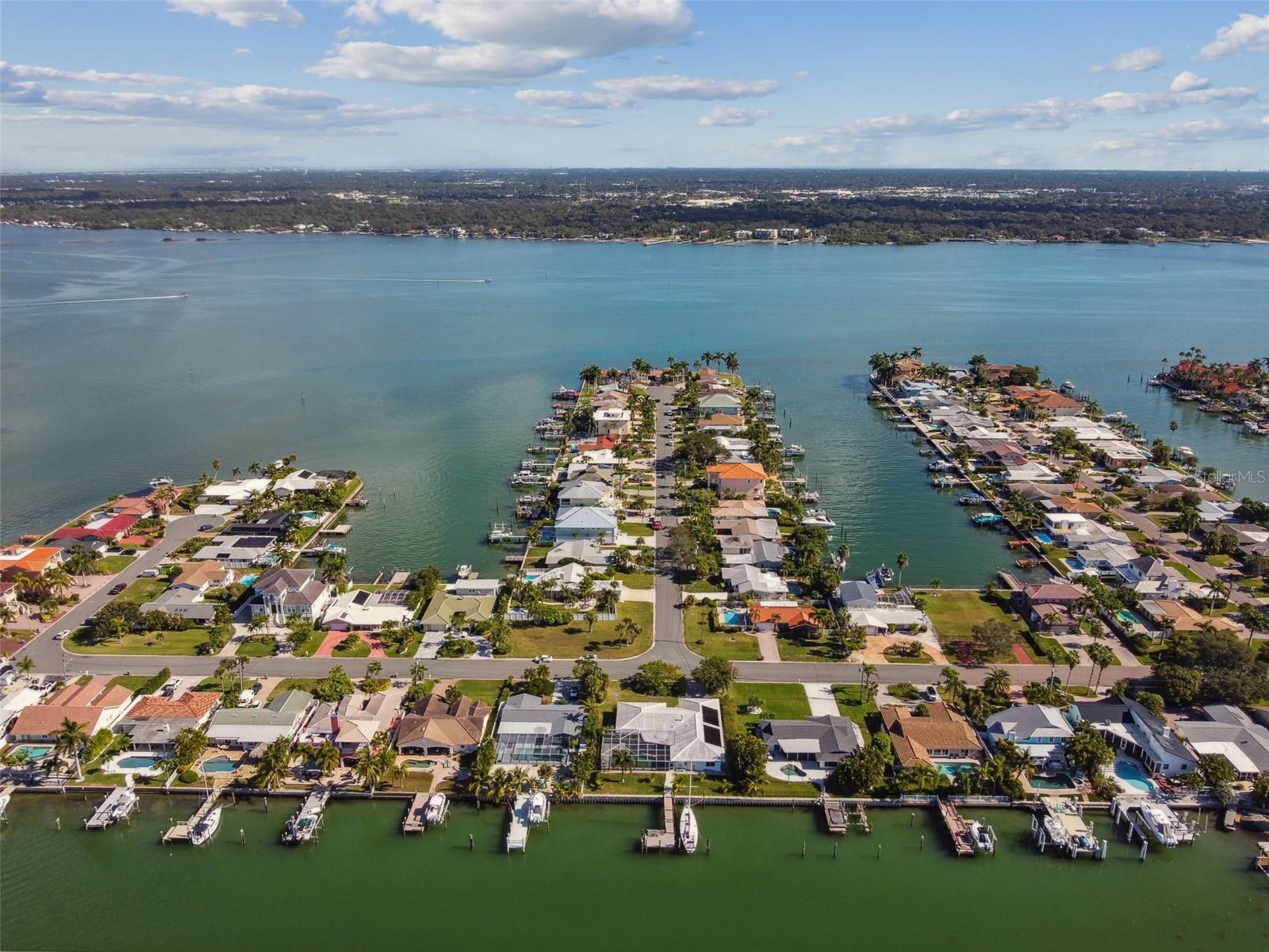 CAPRI ISLE - Residential