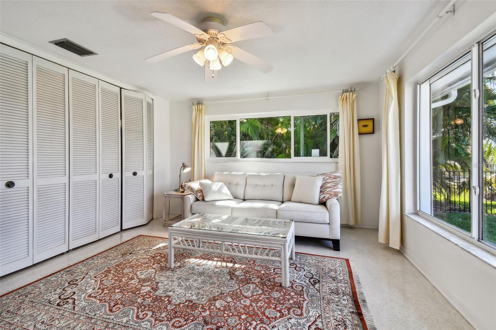 CAPRI ISLE - Residential
