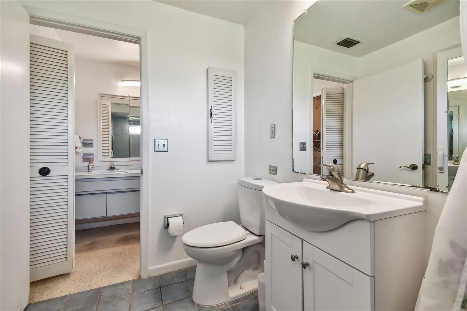 CAPRI ISLE - Residential