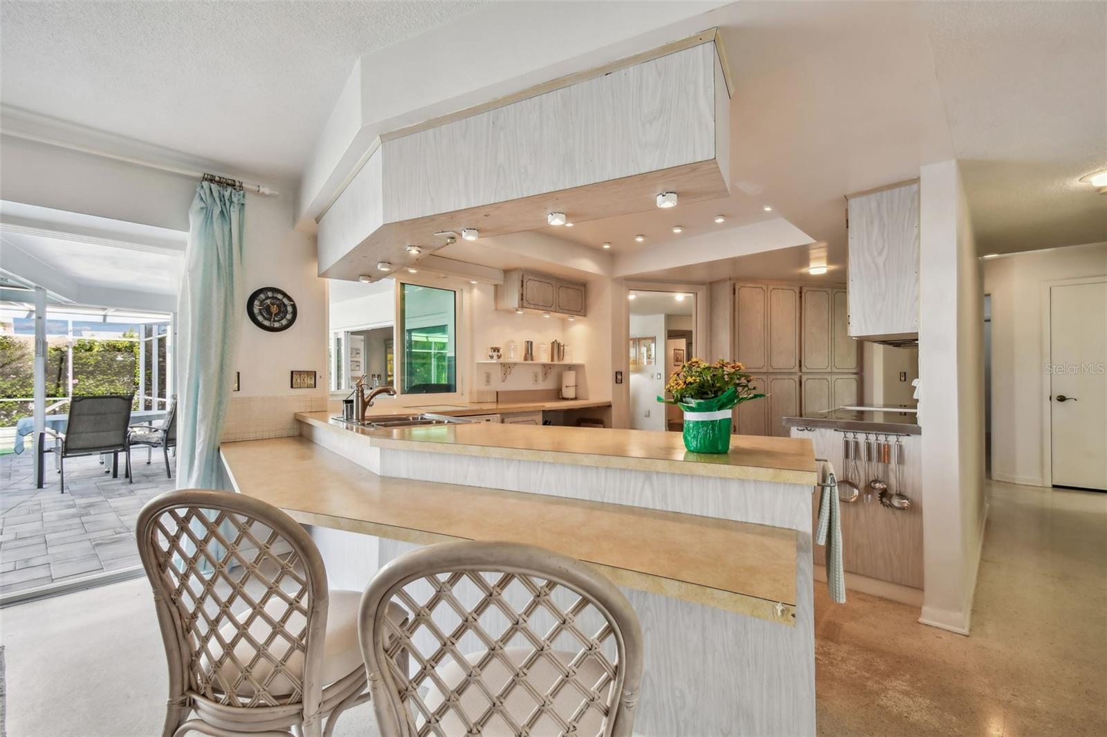 CAPRI ISLE - Residential