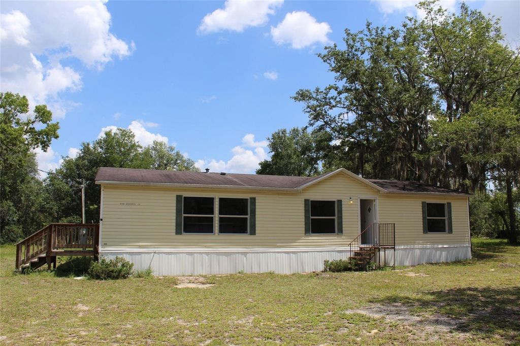 Photo of 112 Juniper Drive, Hawthorne, FL 32640 (MLS # OM727494)