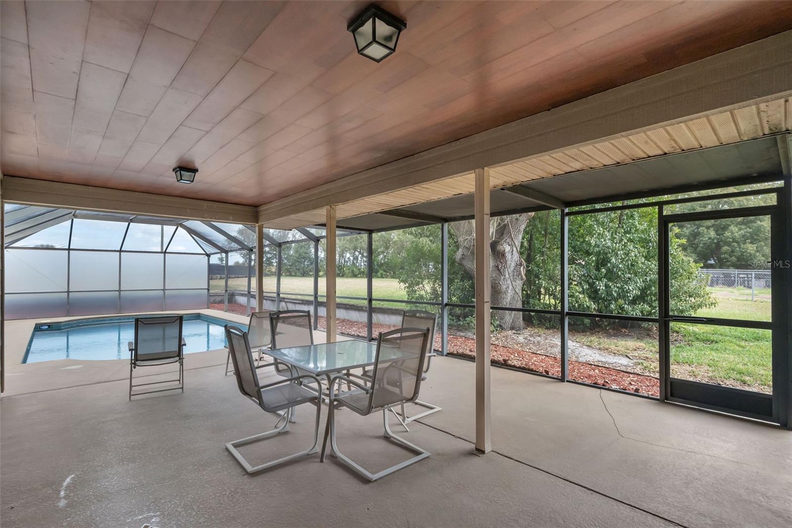 LAKE NELLIE SHORES - Residential