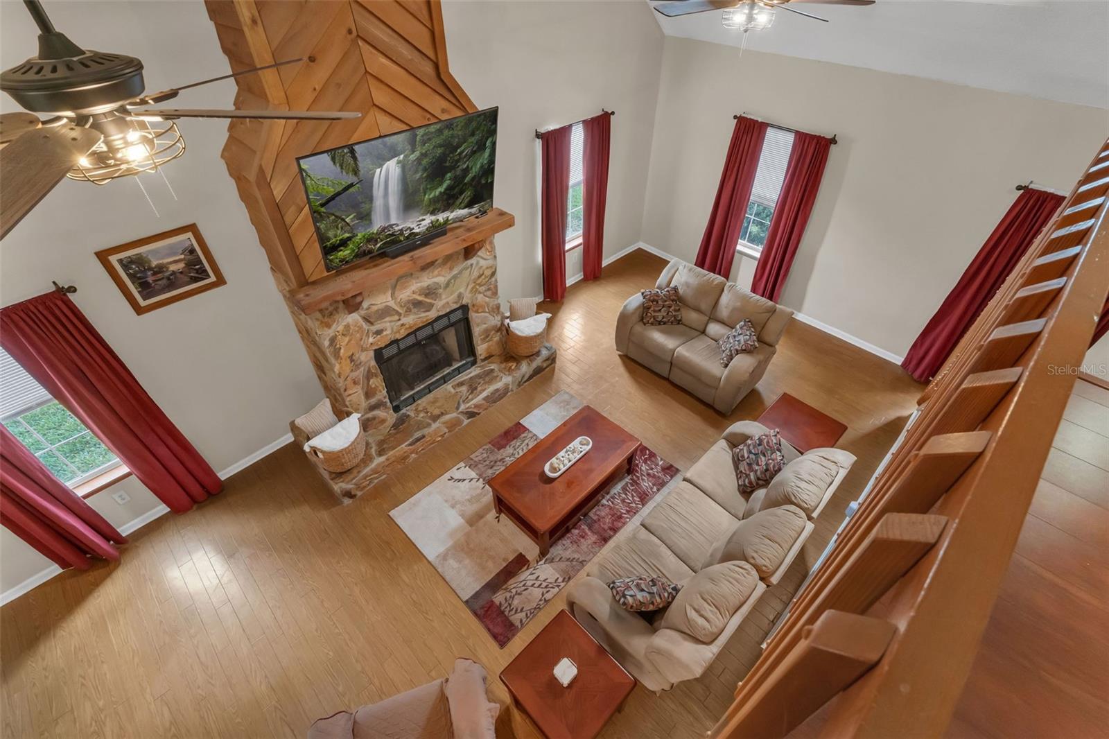 LAKE NELLIE SHORES - Residential