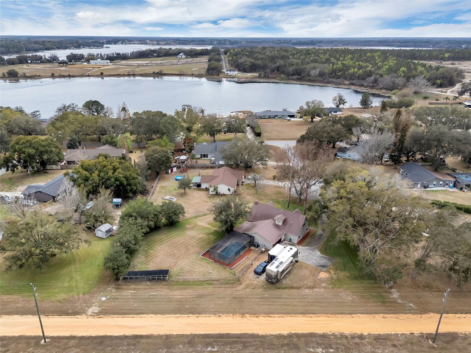 LAKE NELLIE SHORES - Residential