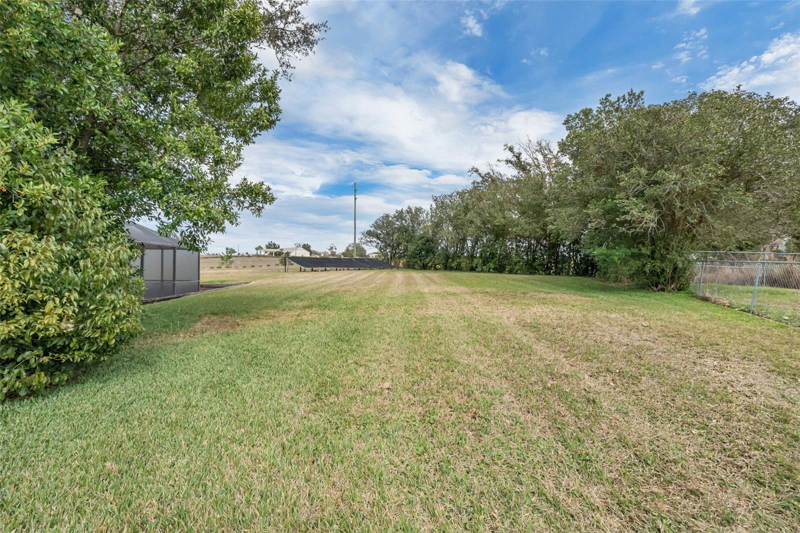 LAKE NELLIE SHORES - Residential