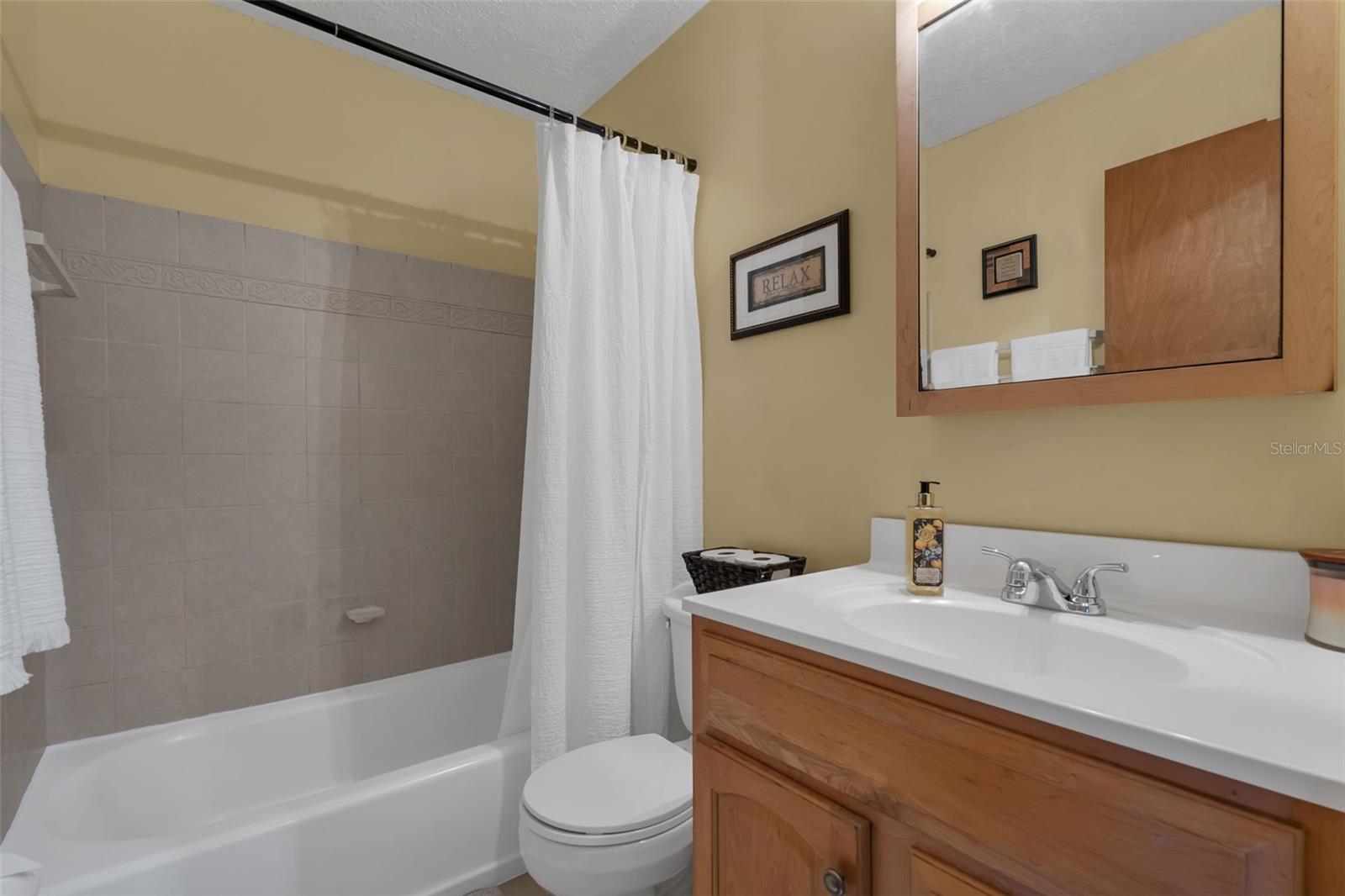 LAKE NELLIE SHORES - Residential