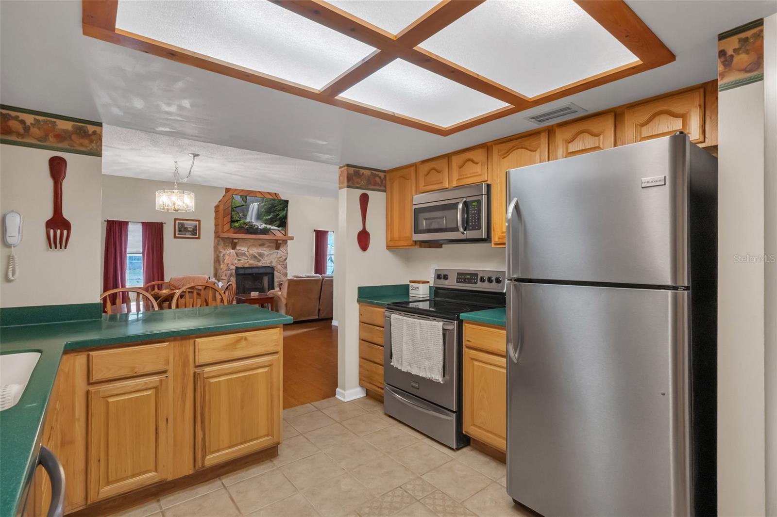 LAKE NELLIE SHORES - Residential