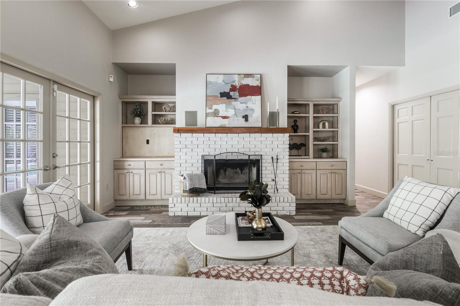 4230 SW 77TH STREET
