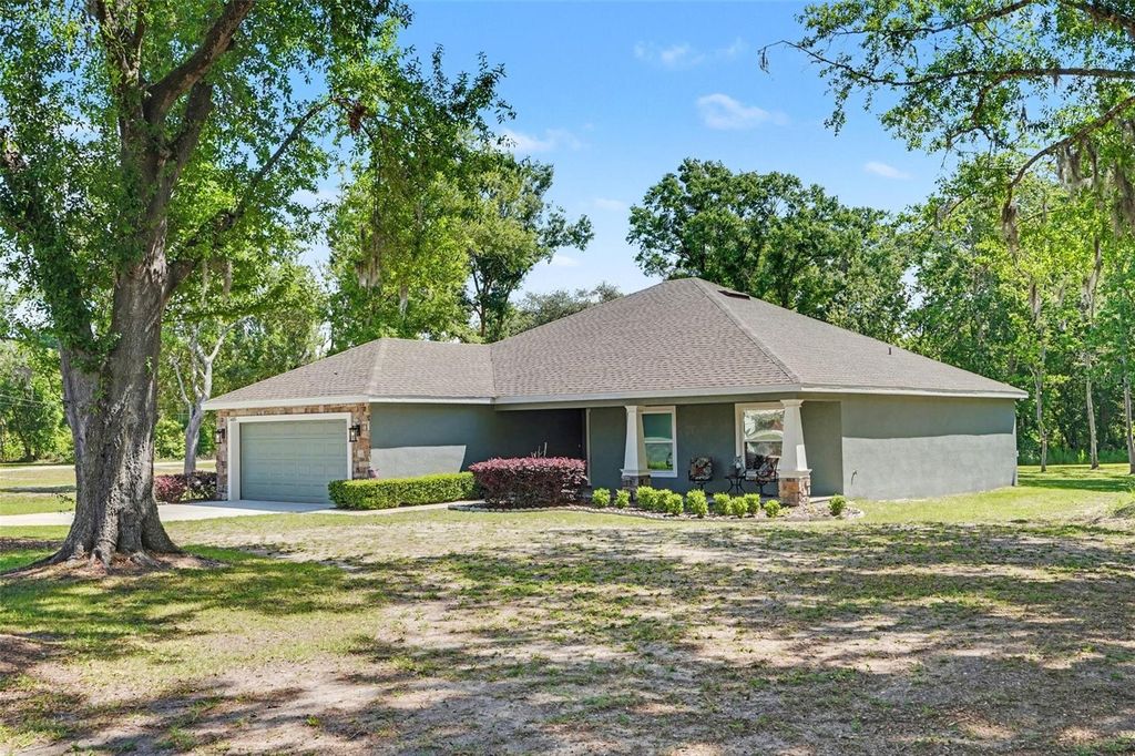 Photo of 7405 Park Byrd Road, Lakeland, FL 33810 (MLS # TB8499711)