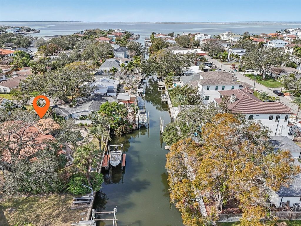 Photo of 4829 W San Miguel Street, Tampa, FL 33629 (MLS # TB8343328)