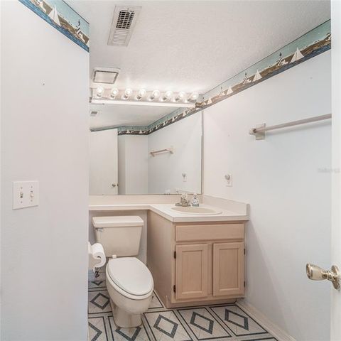 A home in APOPKA