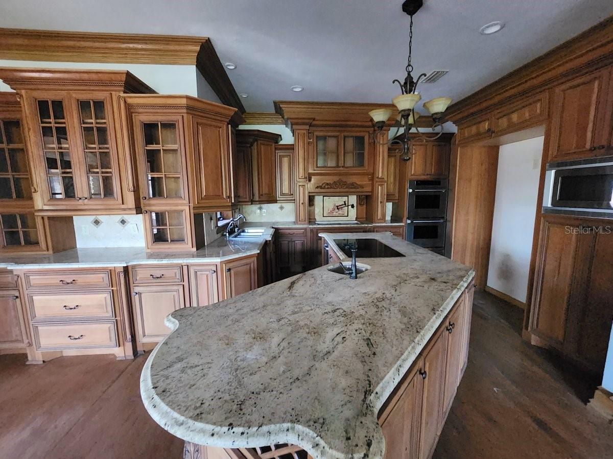 STONEGATE - Residential