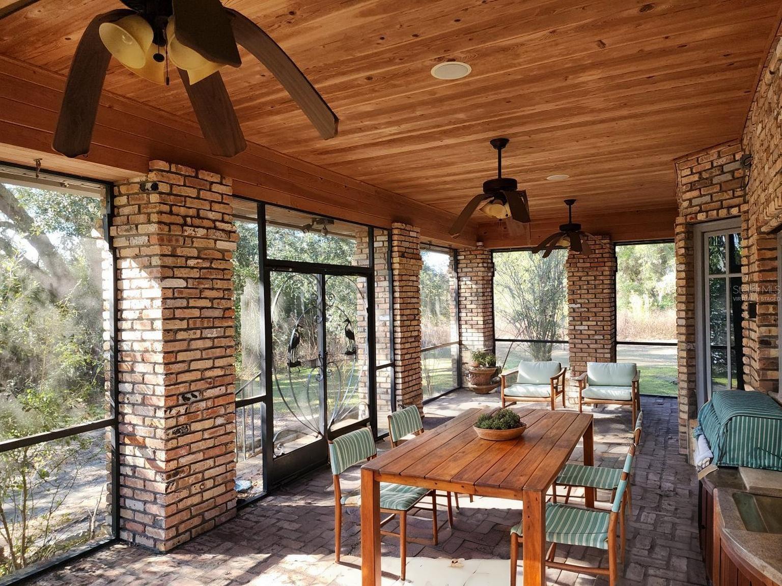 STONEGATE - Residential