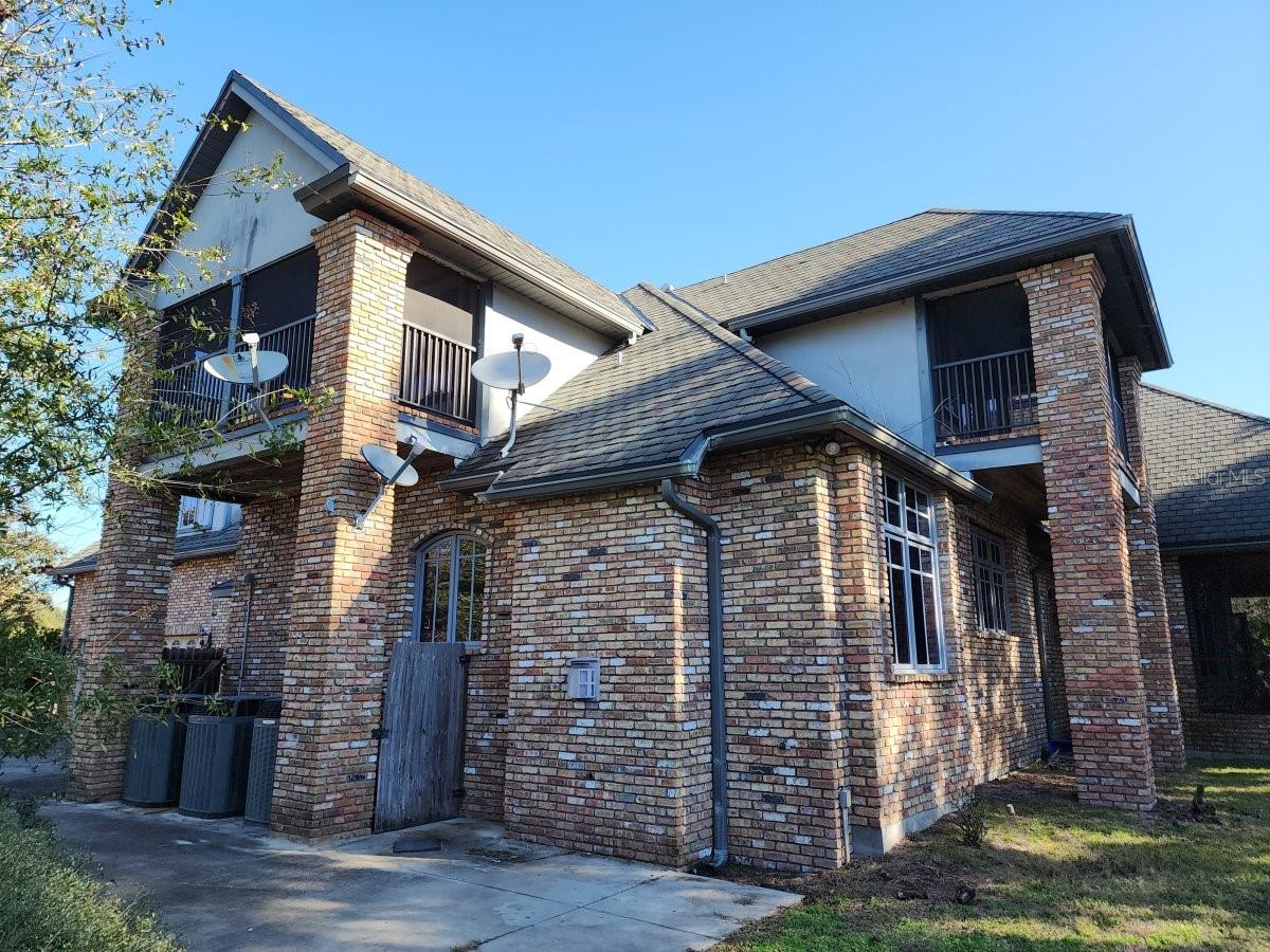 STONEGATE - Residential