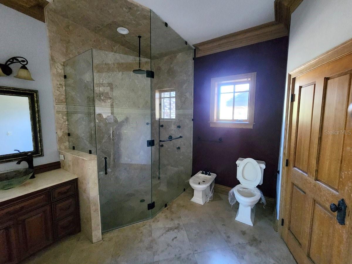 STONEGATE - Residential